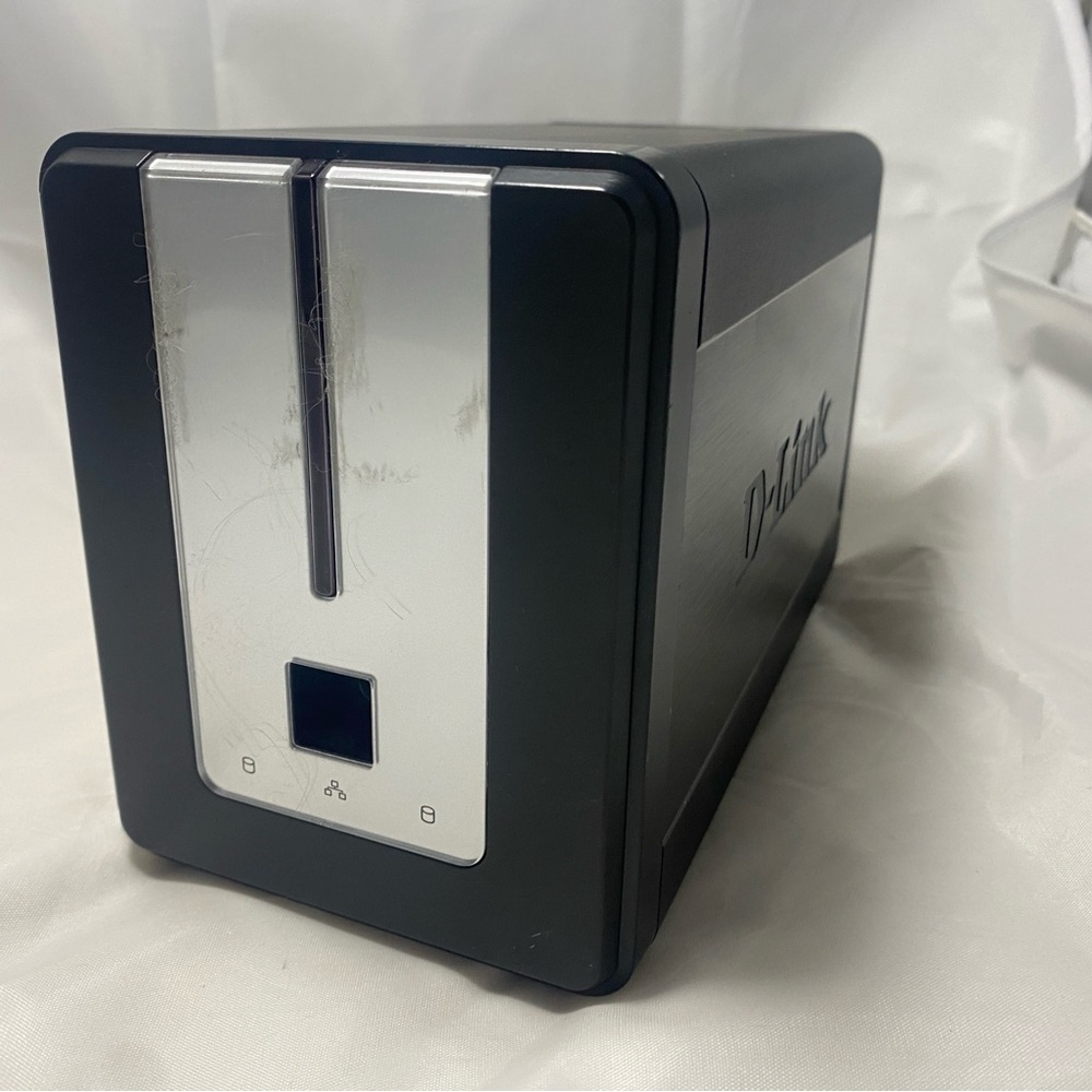 d-link dns-323 For Parts Only As Is Untested